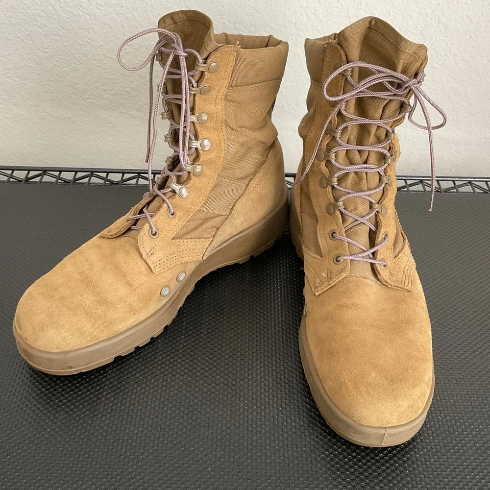 US Army Hot Weather Combat Boot Coyote Brown Vibram Men 11.5R SPM1C1-13-D-1017